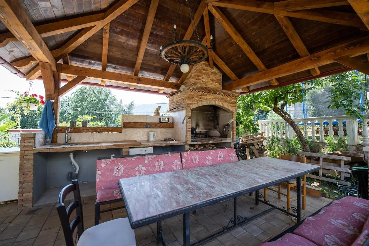 Villa Anna-Potkrovlje Ika 0*,  Croatia