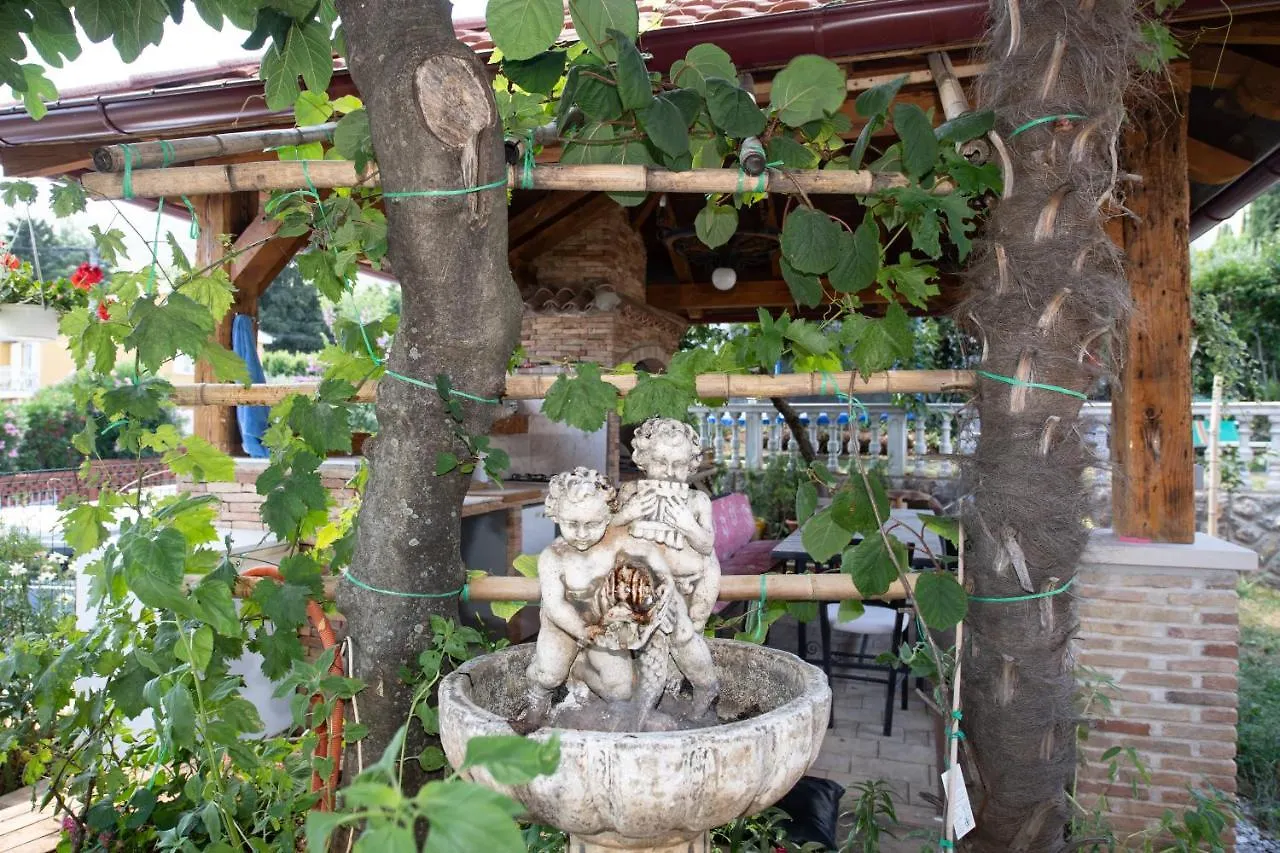 아파트 Villa Anna-Potkrovlje 이카