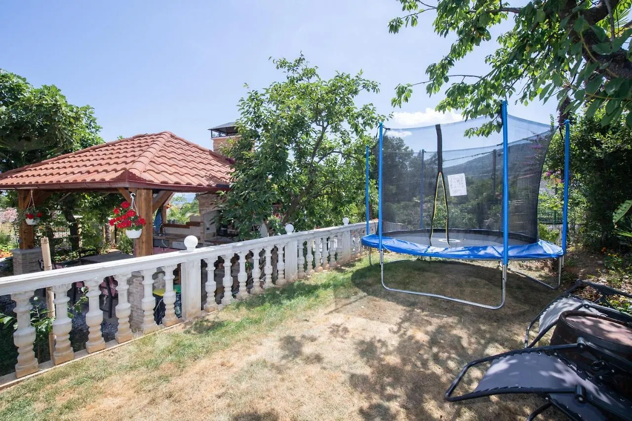 Villa Anna-Potkrovlje Ika Croatia
